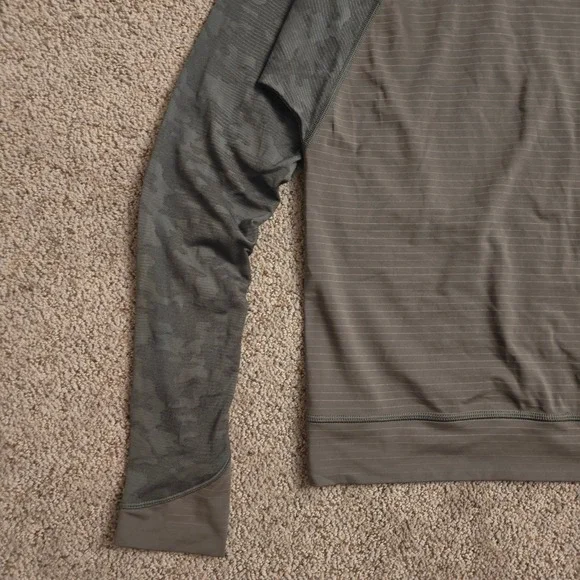Lululemon Swiftly Tech Long Sleeve Top Camo‎ Sleeve Stripe Olive Green Women's M - Picture 8 of 12